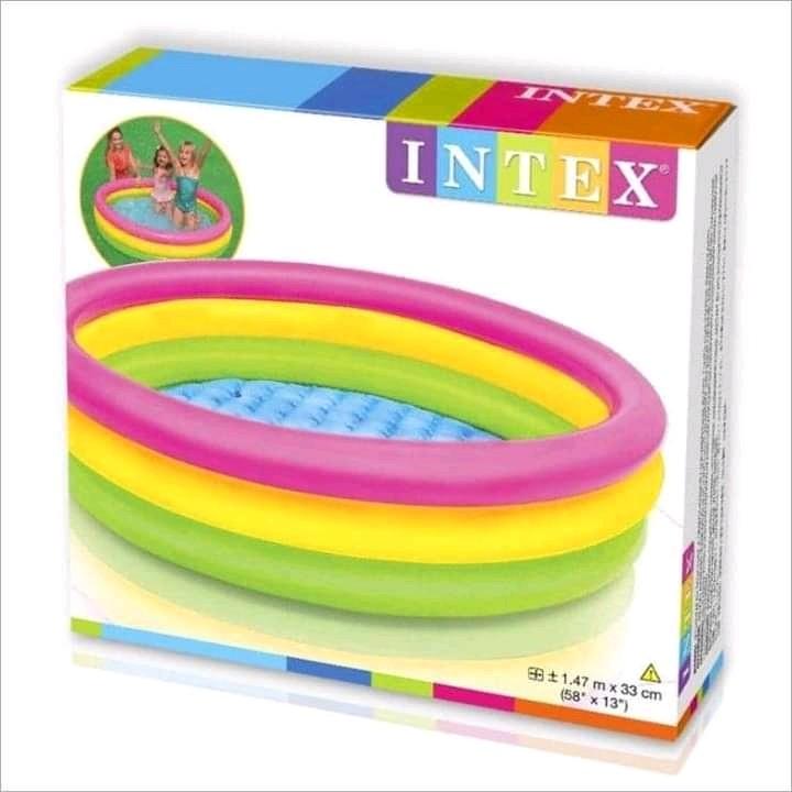 Intex Inflattable Pool for kids (Category: Other Baby Bathing & Changing Needs) located in Manila. Submitted by annafinds (Listing ID 1077149817, Image 1). Description: Enjoy swimming without going outside Kiddie Inflattable pool Sizes: 1.14m x 25cm:P580 1.47m x 33cm:P780 Plus shipping fee Accepting COD for sure buyers only Via Lalamove and Lbc No mit ups.