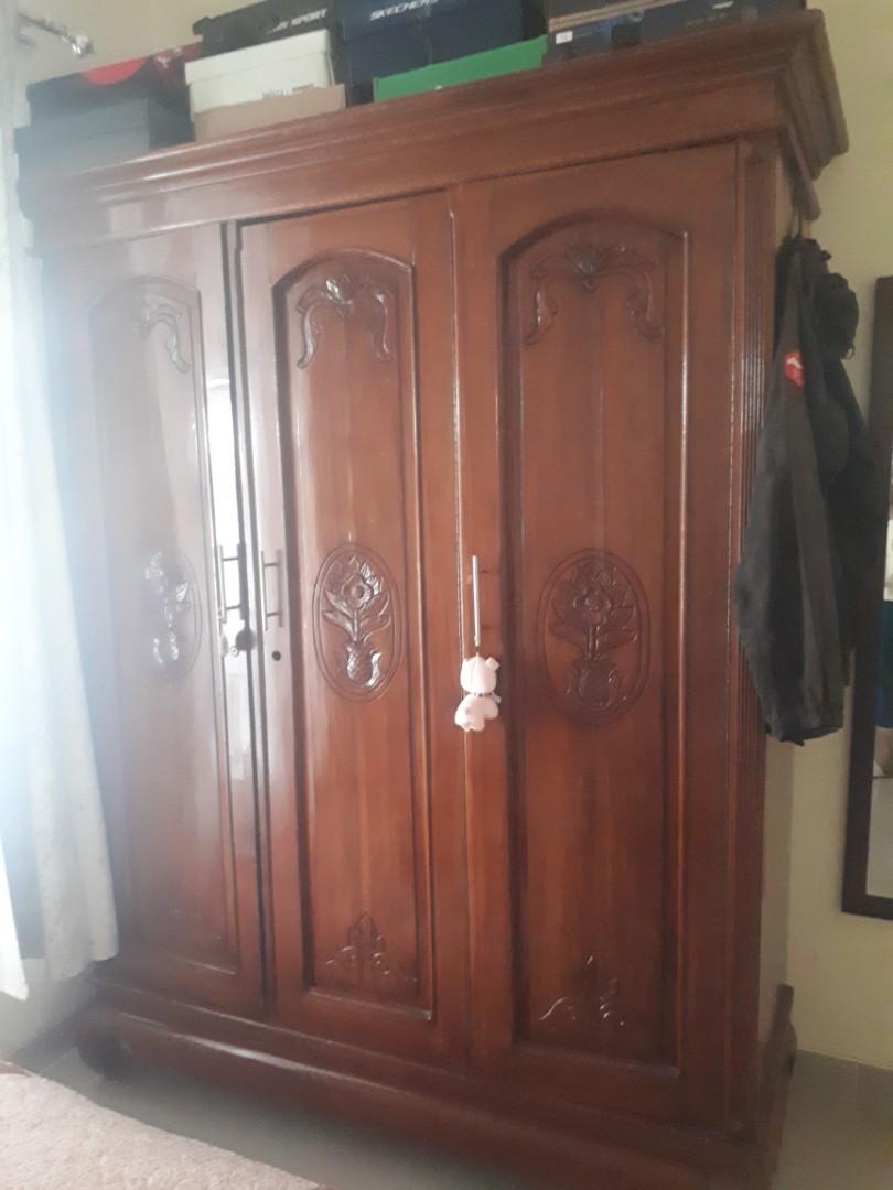 Lemari Jati 3 Pintu Perabotan Rumah Di Carousell