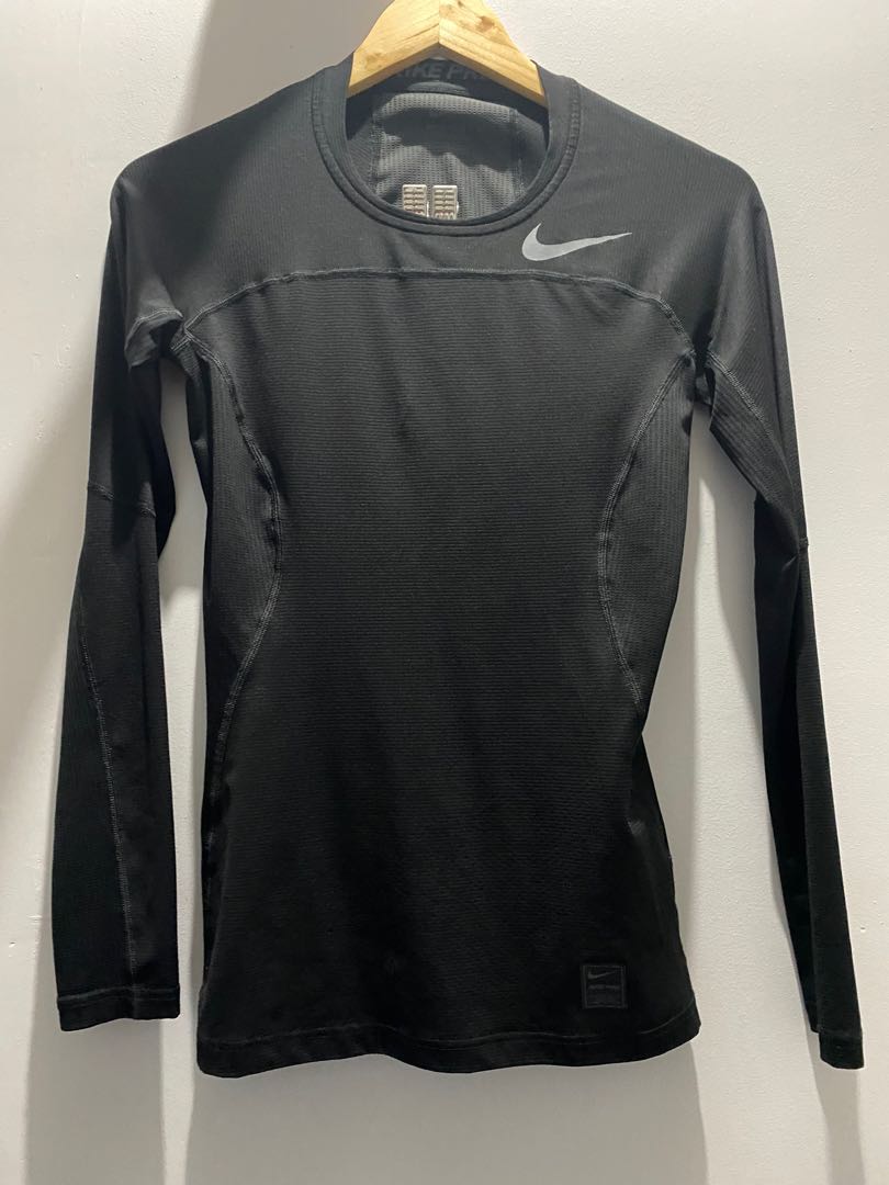 Nike rash shop guard