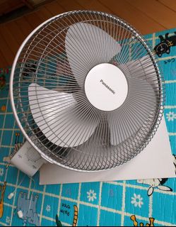（分類：）位於 。 由 bolova 提交（商品編號 1077030919，圖片 1）。簡介： 。