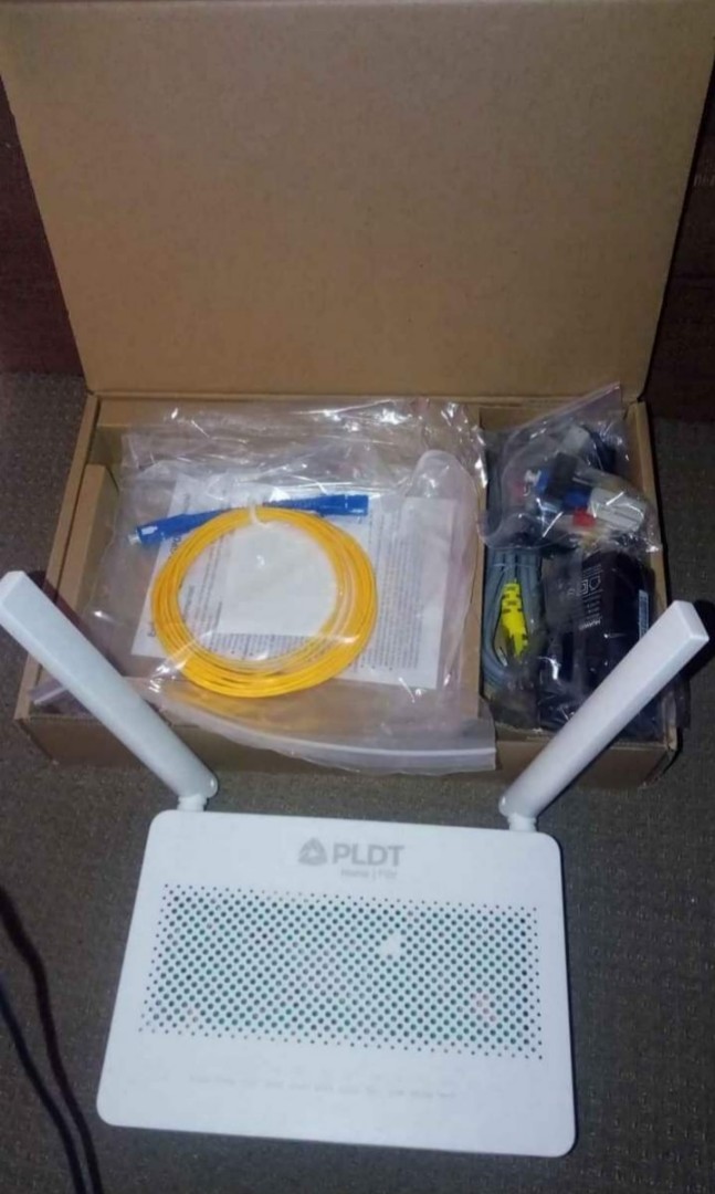 PLDT Fibr Router, Mobile Phones & Gadgets, Other Gadgets on Carousell