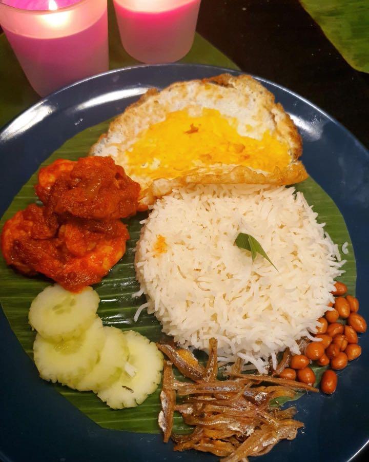 Prawn Chicken Sotong Nasi Lemak Food Drinks Local Eats On Carousell