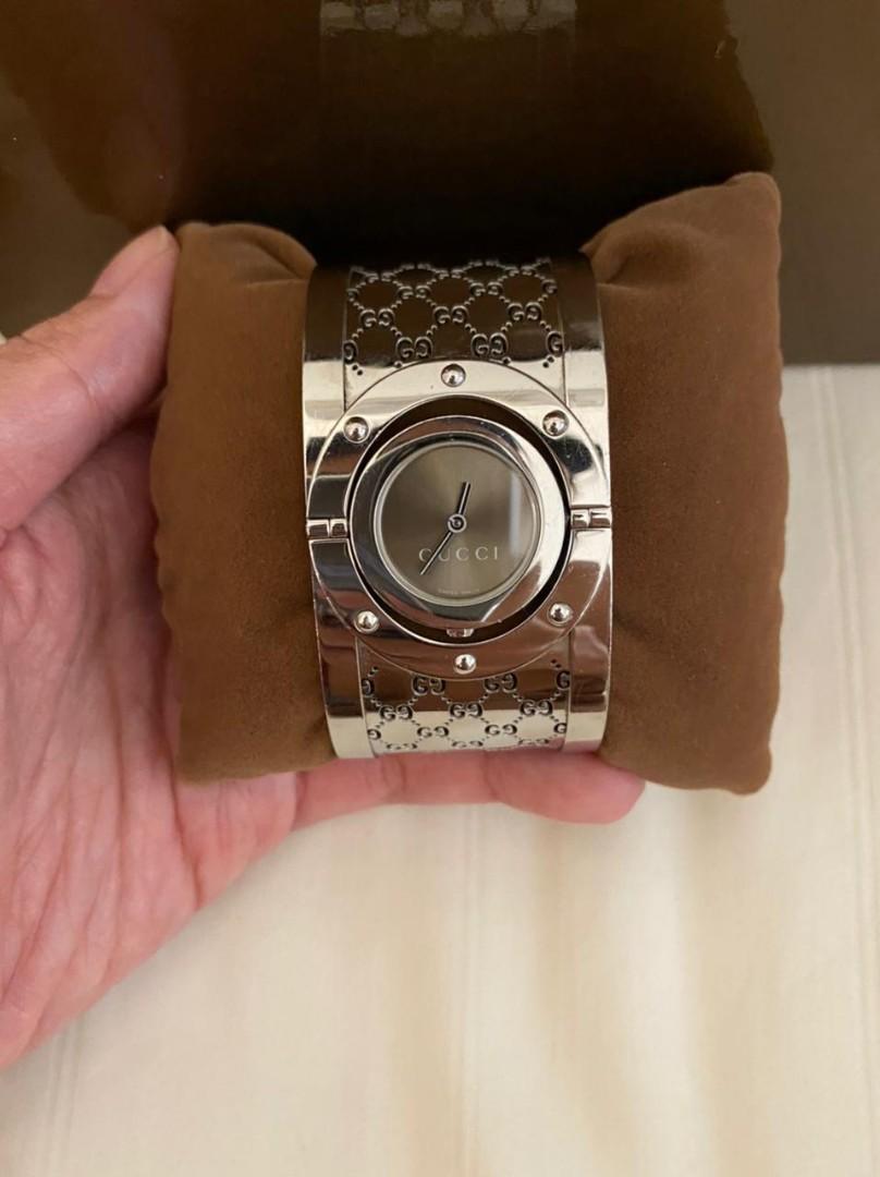 Preloved good condition Gucci watch 