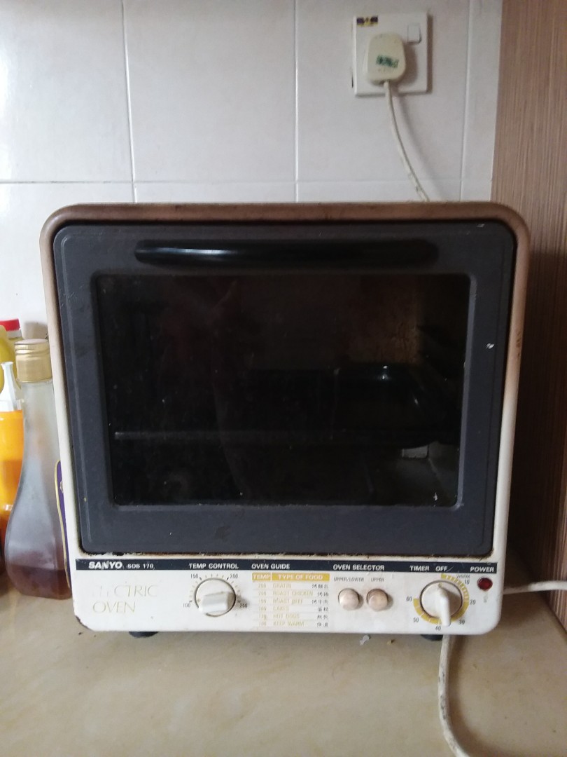 SANYO 黒 ELECTRICOVEN SANYO 黒 ELECTRICOVEN (Sanyo Electric Oven, TV & Home