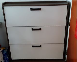 (Category: ) located in . Submitted by shop_queen83 (Listing ID 1077050611, Image 1). Description: .