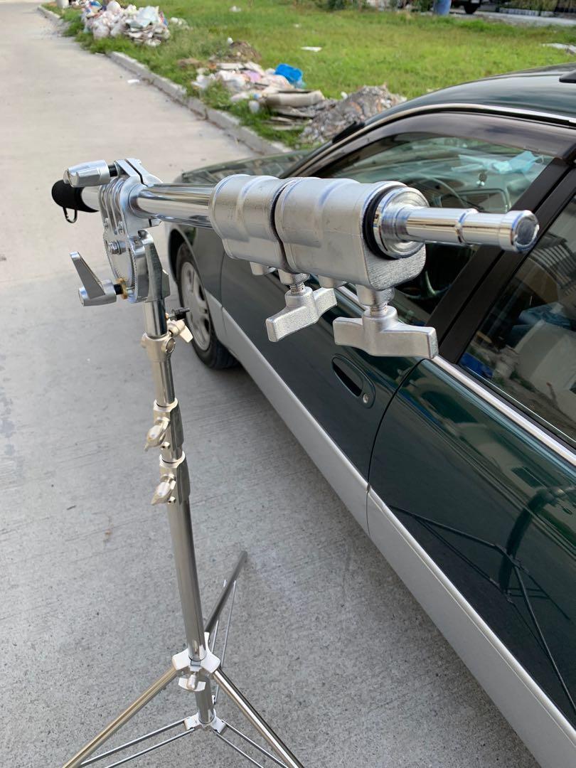 Telescopic boom arm (Category: Lighting & Studio Equipment) located in Manila. Submitted by potpot_guevarra (Listing ID 1077120921, Image 2). Description: Selling brand new stainless steel telescopic boom arm for your studio, outdoor photography. Free: sand bag Lightstand not included! For inquiries: pm or call/txt 09277039585 You can also check my Facebook page ☺️ “ Potpotography supplies “ Thanks....