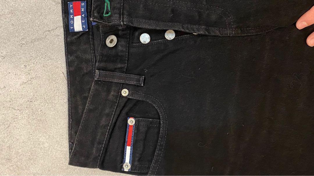 TOMMY HILFIGER 90s PANTS (Category: Trousers) located in Las Pinas. Submitted by vintcondition (Listing ID 1077015723, Image 3). Description: Vintage Tommy Hilfiger chinos/jeans in black Tappered fit Tagged size 28 Inseam 32 Complete buttons #tommyjeans #tommyhilfiger #vintage #90s .