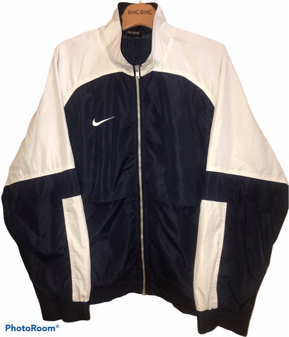 Nike Windbreaker Jacket, Men's Fashion, Coats, Jackets and Outerwear Carousell