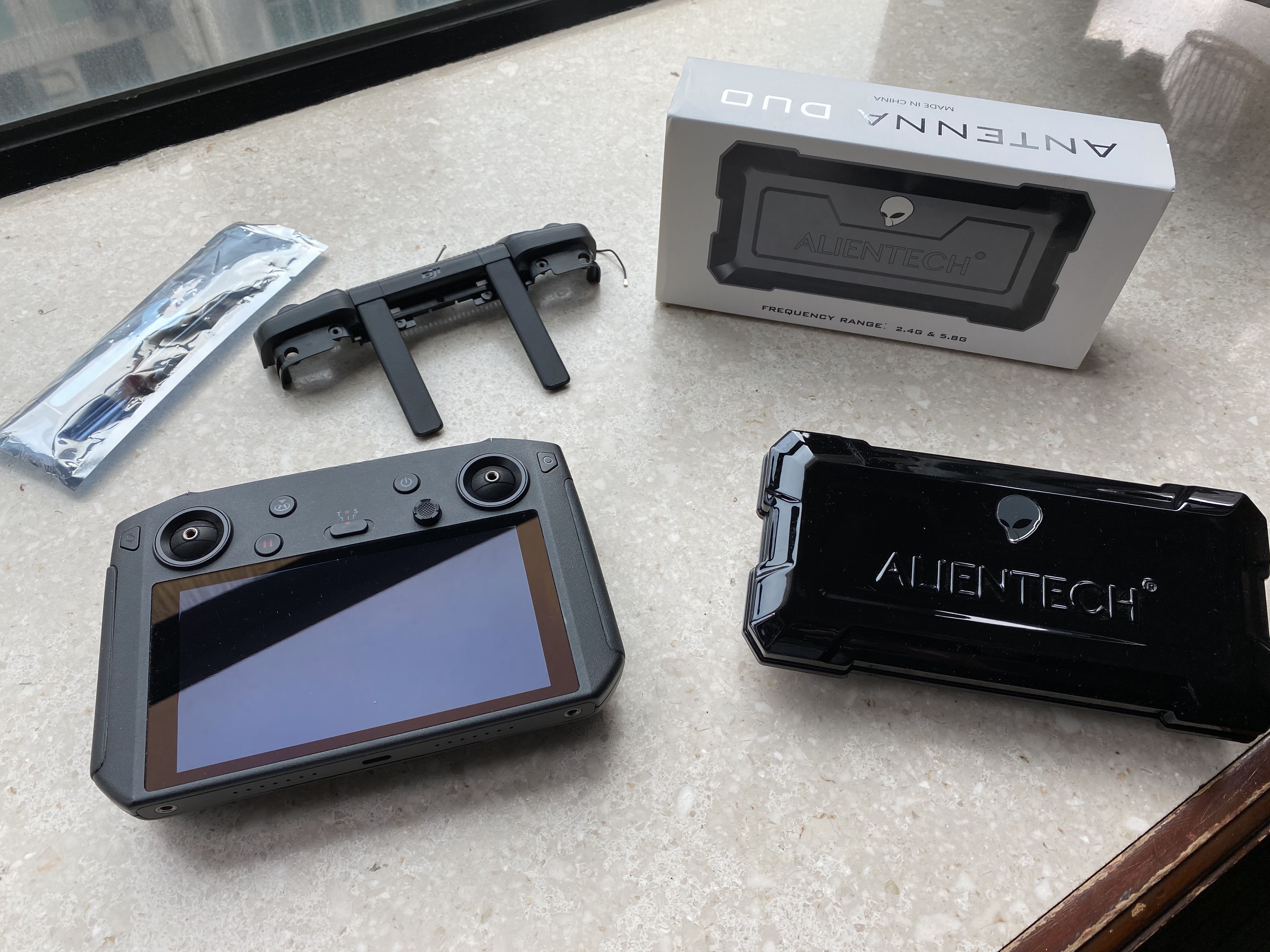 新淨 DJI smart controller with Alientech antenna DUO (2.4G+5.8G), 攝影器材 ...