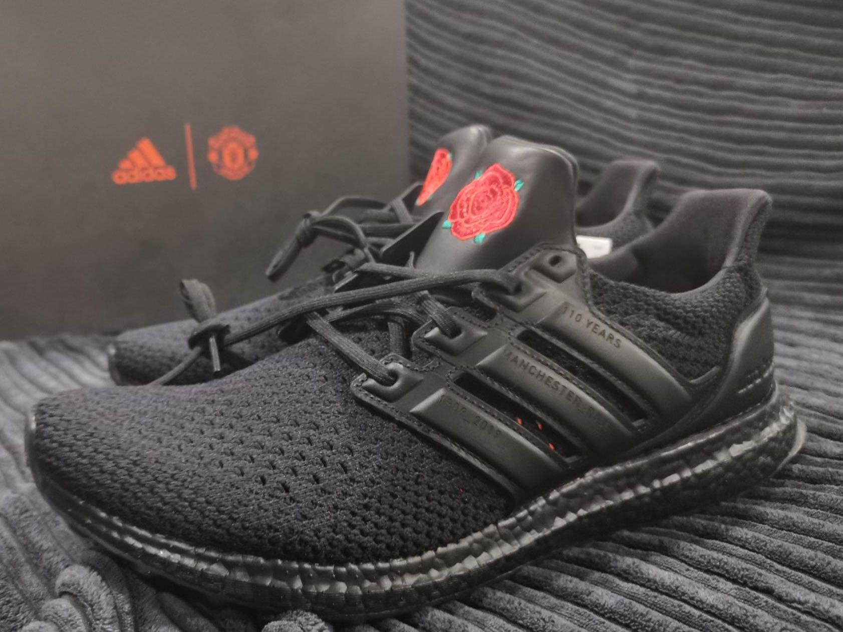 Manu hotsell ultra boost