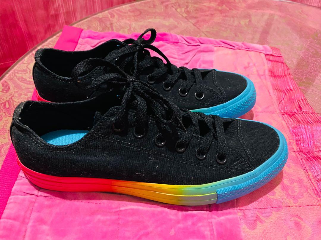 Black converse rainbow sole store