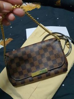 (Category: ) located in . Submitted by hyd_0520 (Listing ID 1077273495, Image 1). Description: .