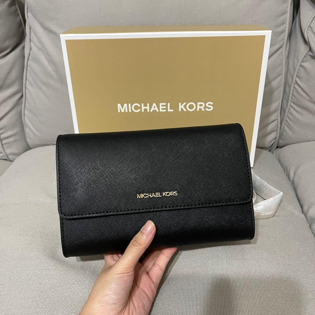 BN 100% Authentic Michael Kors Sling Bag Saffiano Leather 3 in 1 Crossbody  Bag with box and ribbon
