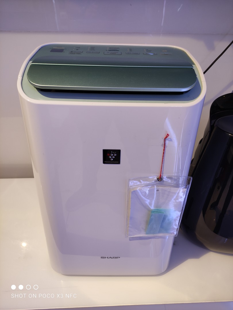 Brand New Sharp Air Purifier with Dehumidifier DWE16FPW 26 sqm