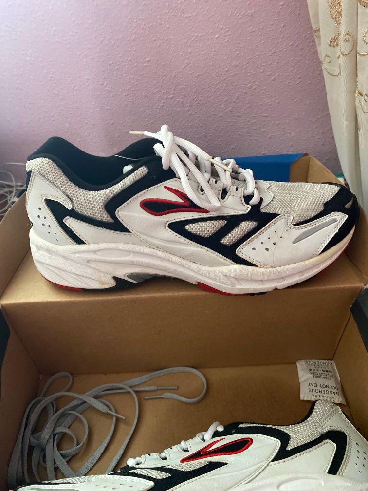Brooks Hydro Flow Sports Shoe
