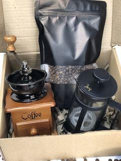 Coffee Gift Set / 300ml Coffee Press - Grinder / Coffee Beans