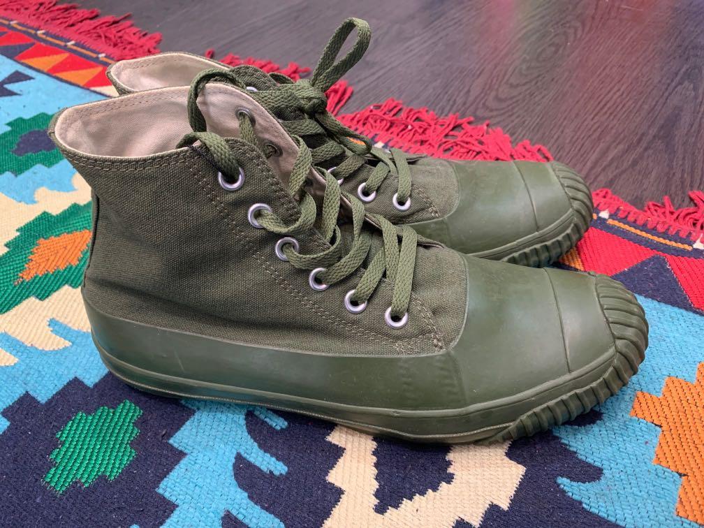 Converse shop duck boot