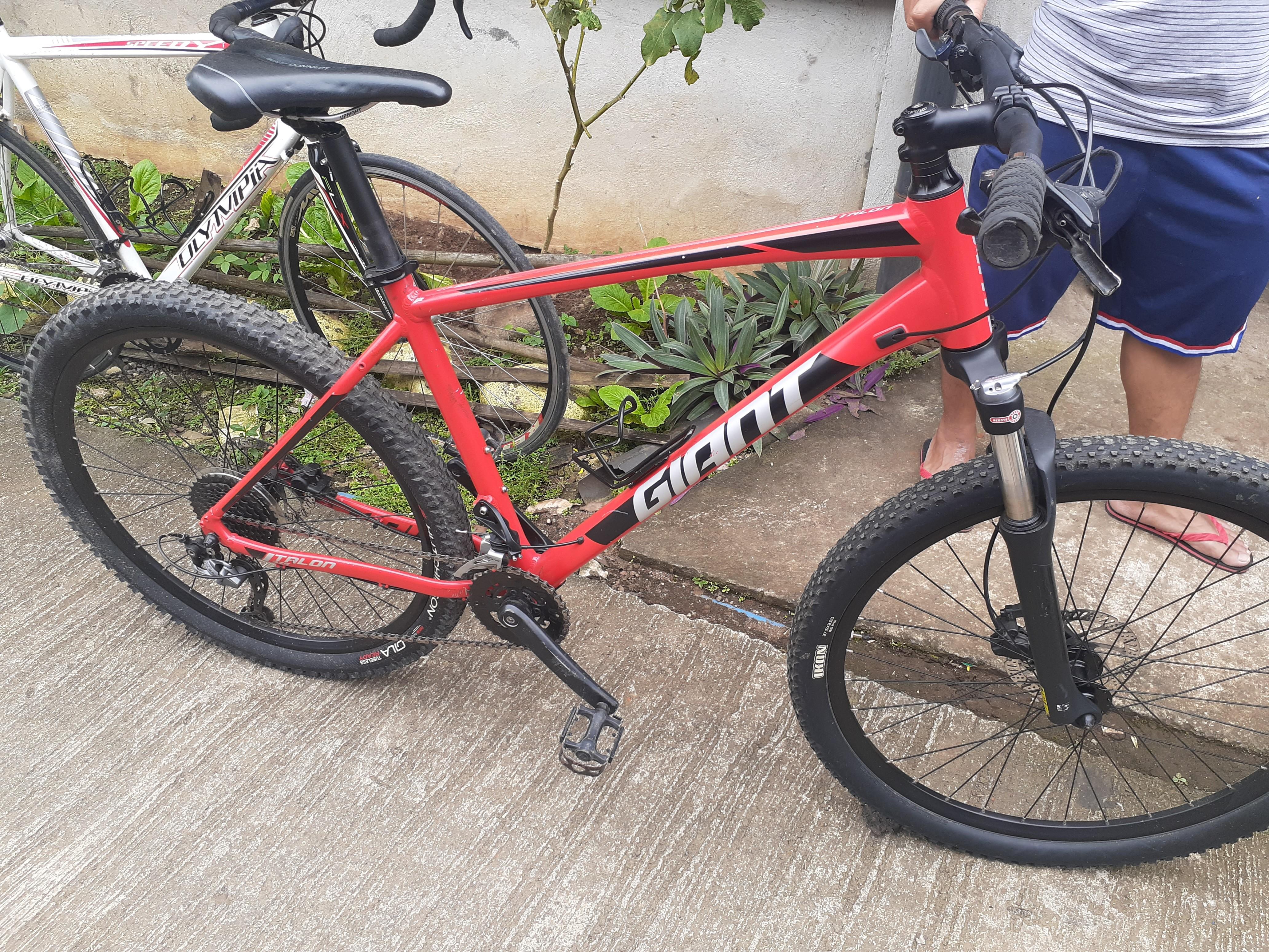 Giant talon 27.5 2 top