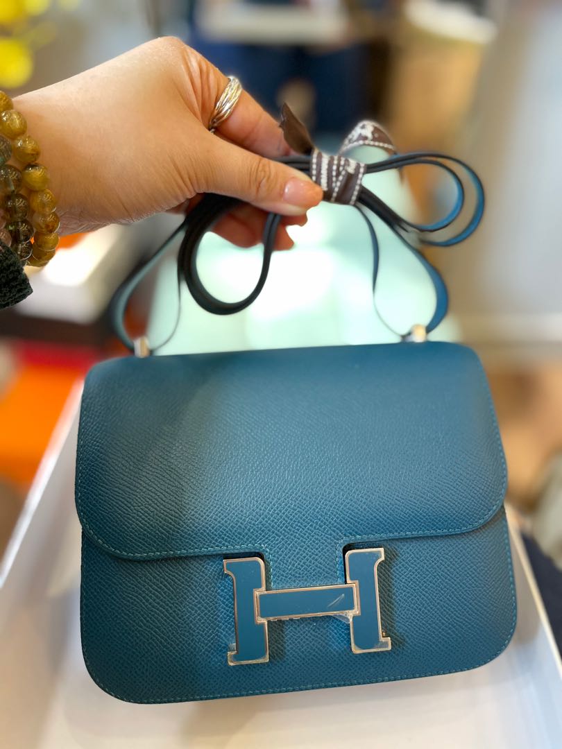 Hermes w0 color
