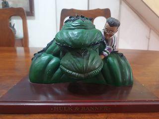 Hulk/ Banner Statue, Limited Edition