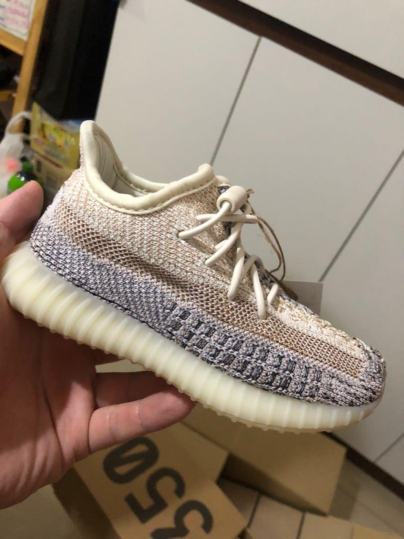 Newborn online yeezy shoes
