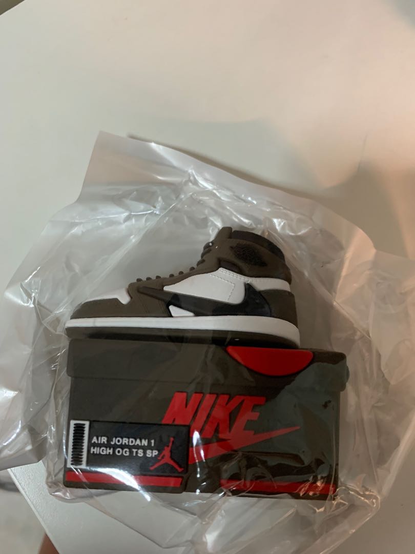 INSTOCK Nike air Jordan AirPods Pro 