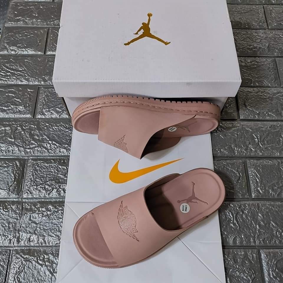 Jordan modero slide outlet