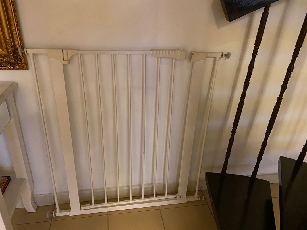 KidCo AutoClose Extra Tall & Wide Gateway Pressure Mounted Baby Safety