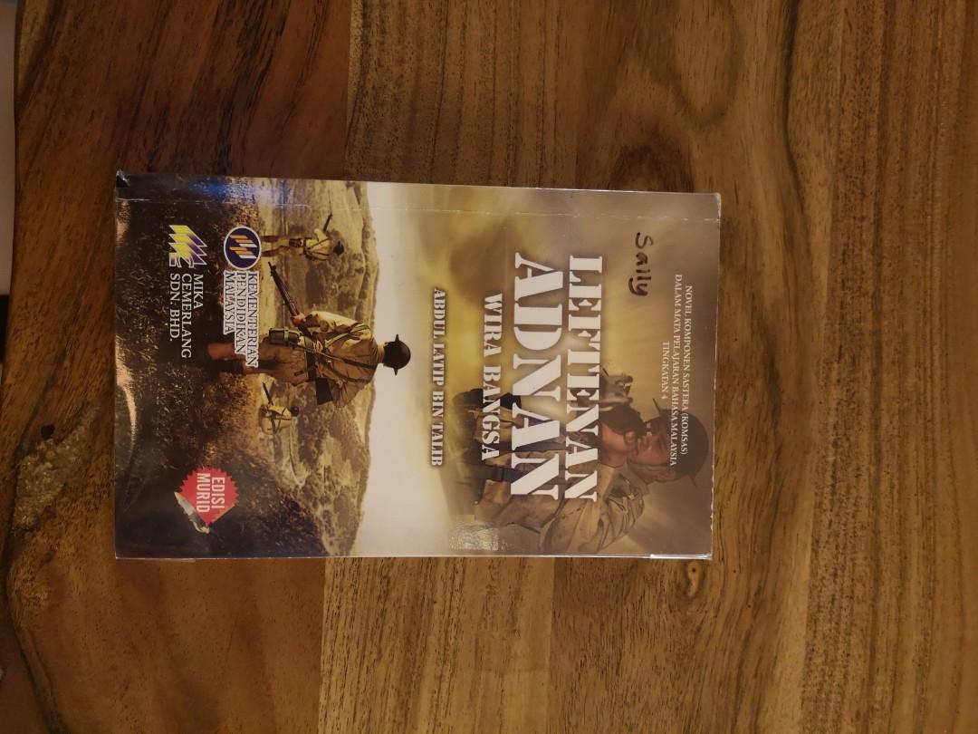 Leftenan Adnan Wira Bangsa (tingkatan 4), Books & Stationery