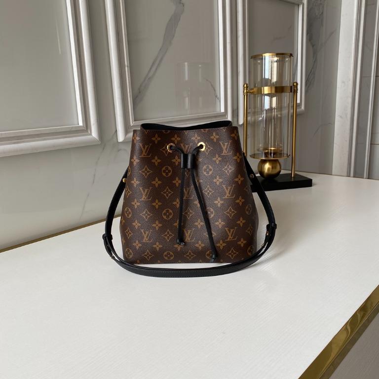 LV Noe Purse Mini Bucket Bag, Women's Fashion, Bags & Wallets, Purses &  Pouches on Carousell