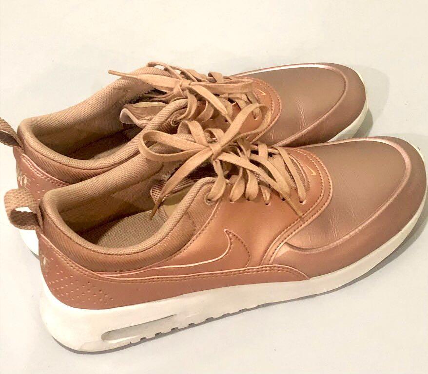 Comienzo pausa Consciente NIKE Air Max Thea Rose Gold (8.5) [AUTHENTIC], Women's Fashion, Footwear,  Sneakers on Carousell