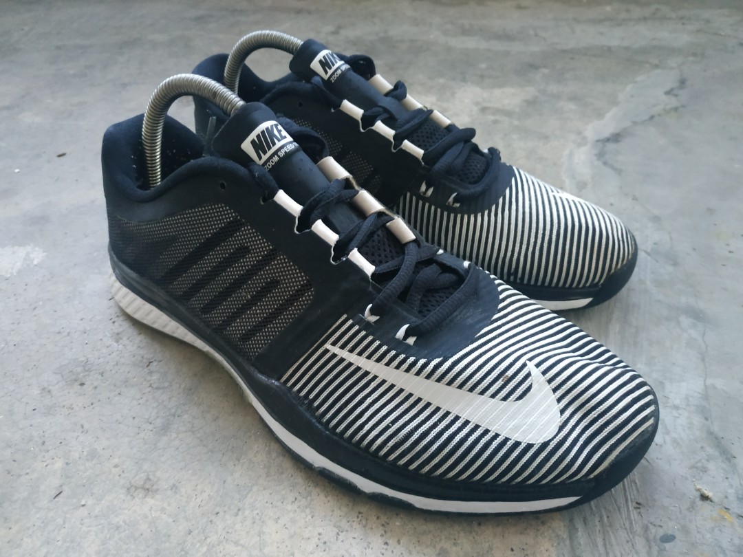 chaussure supreme nike