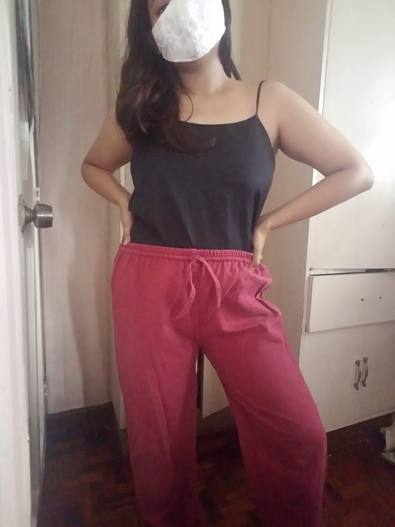 Red Sweatpants, Women's Fashion, Activewear on Carousell