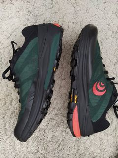 （分類：）位於 。 由 hkultrailrunner 提交（商品編號 1077273051，圖片 1）。簡介： 。
