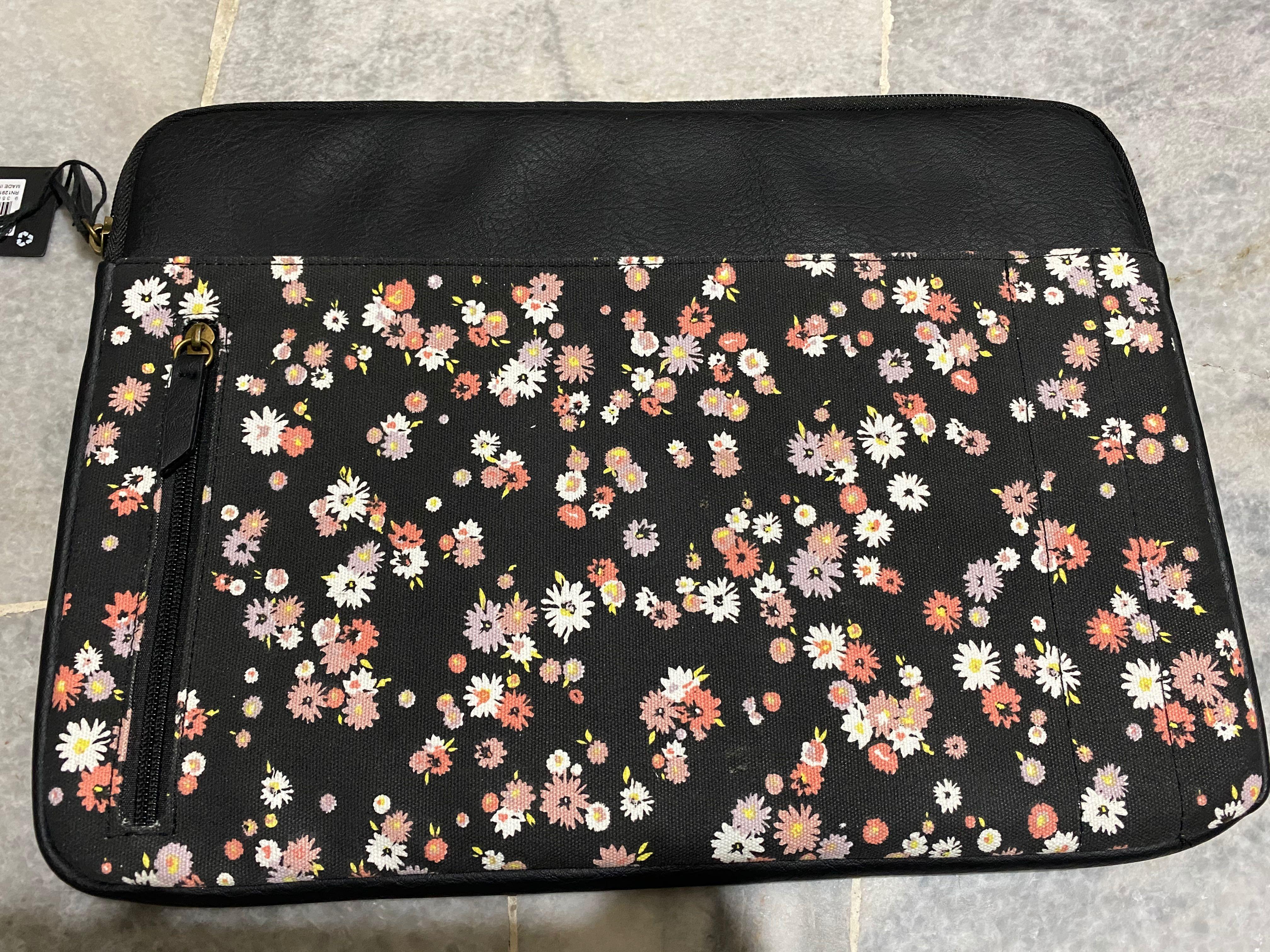 Typo 15 inch Laptop Case Women s Fashion Bags Wallets