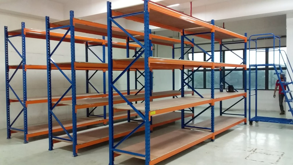 USED RACK /PALLET RACKING / USE RACK / USE RACKING, Furniture & Home ...