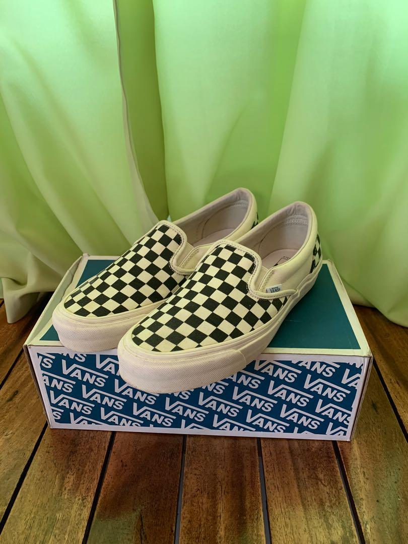 Og checkerboard vans top