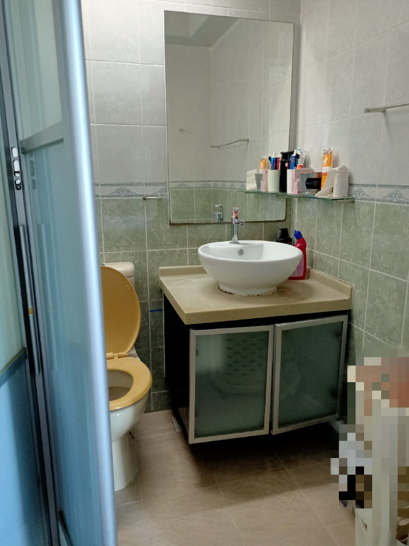 (Category: ) located in . Submitted by jen980 (Listing ID 1077531756, Image 1). Description: .