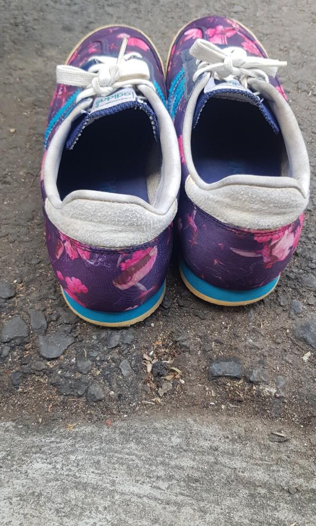 Adidas dragon flowers Fesyen Wanita Sepatu di Carousell