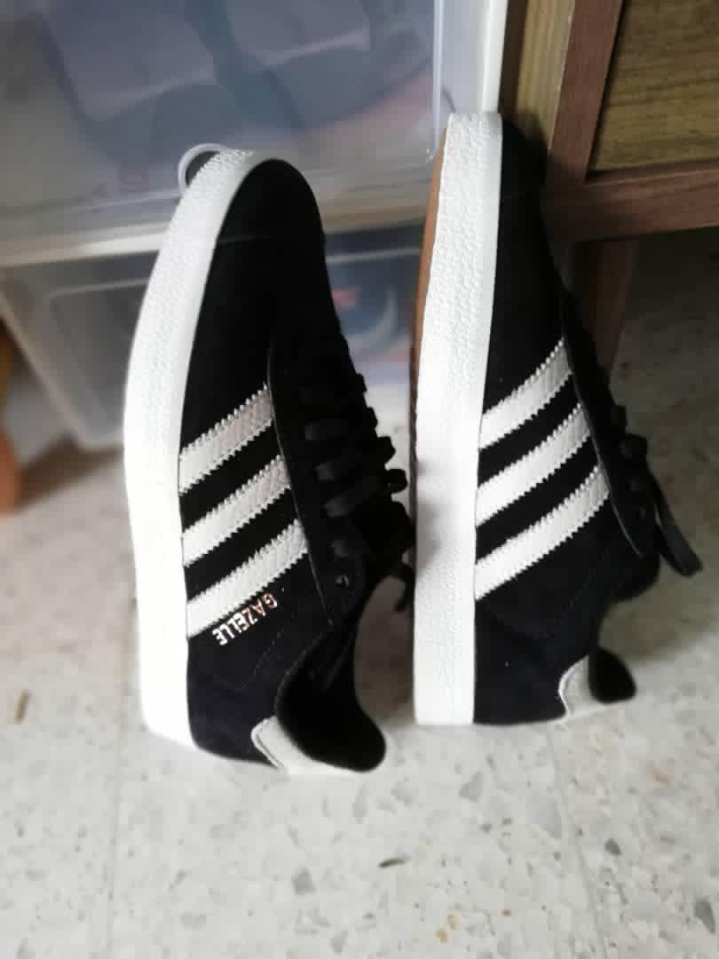 Adidas online gazelle skin