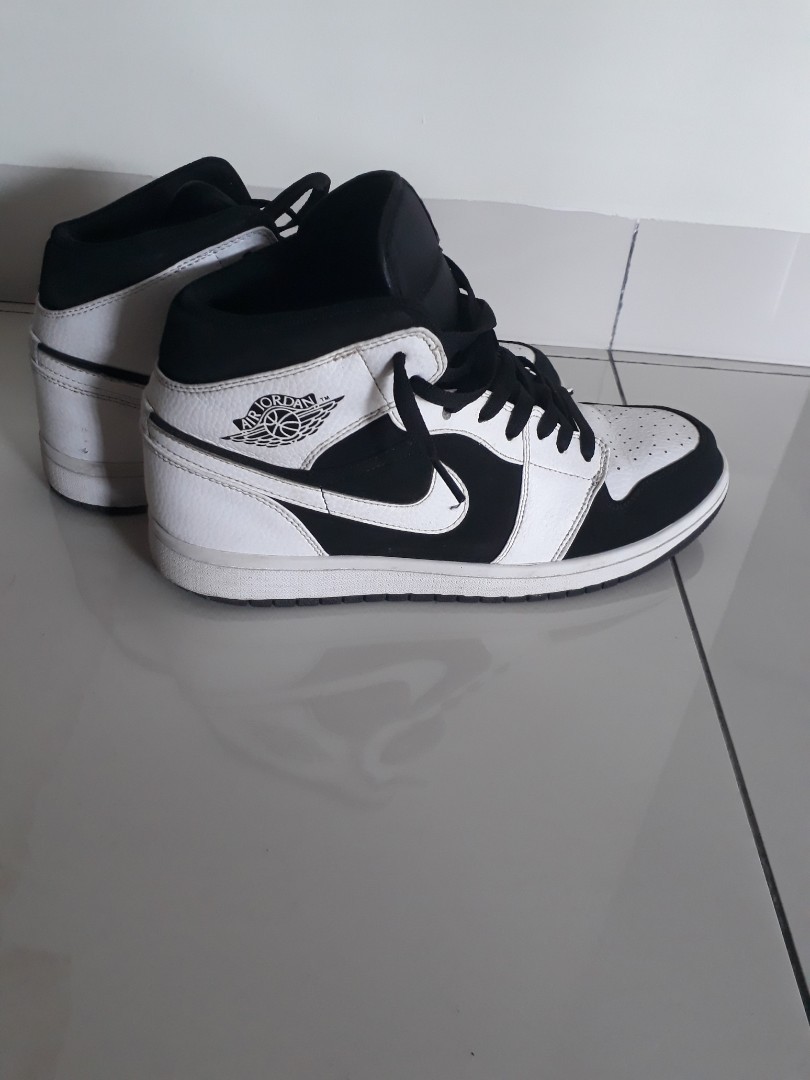 Aj black white on sale