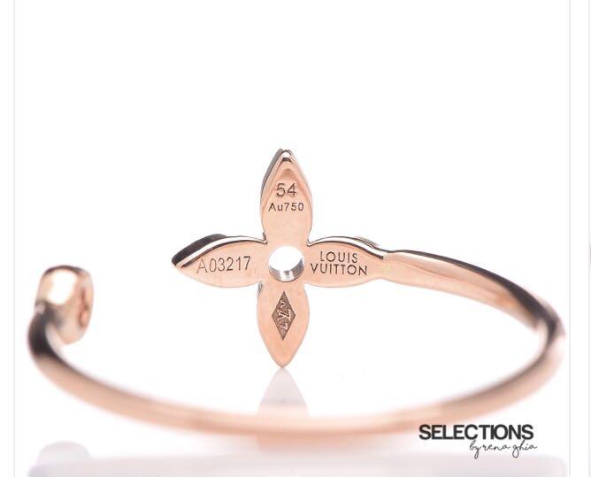 Pre-Owned Louis Vuitton Blason Diamond Ring in 18k Gold –