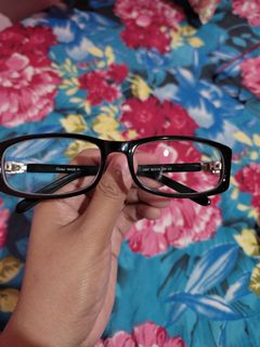 (Category: ) located in . Submitted by eyniiii (Listing ID 1077498929, Image 1). Description: .