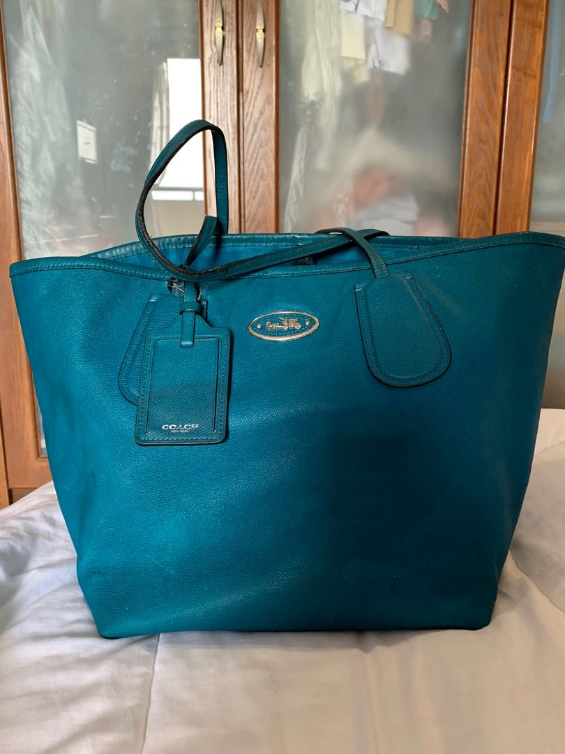 coach leather tote