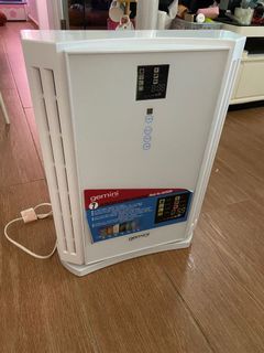 （分類：）位於 。 由 chlee717 提交（商品編號 1077382073，圖片 1）。簡介： 。