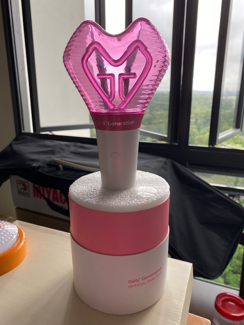 SNSD Girls Generation Lightstick, Hobbies & Toys, Memorabilia & Collectibles, KWave on Carousell