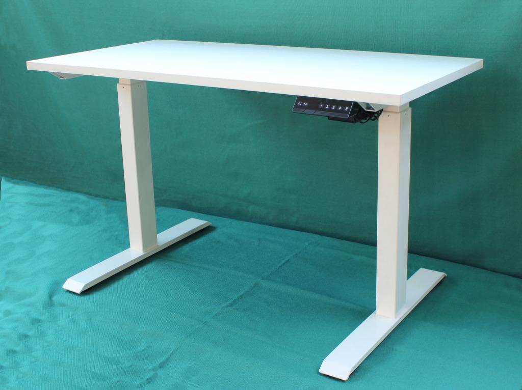 Height Adjustable Table (Category: Tables & Sets) located in Klang. Submitted by gozzofurniture (Listing ID 1077433773, Image 1). Description: The height of this table is adjustable from seating height to standing height. The size of the Top is 1200 x 600mm. It comes with electric motor that has memory feature. Kindly view the below Youtube video link on the salient features of this table. Also available other Top Sizes such as 1500 x 600mm and 1