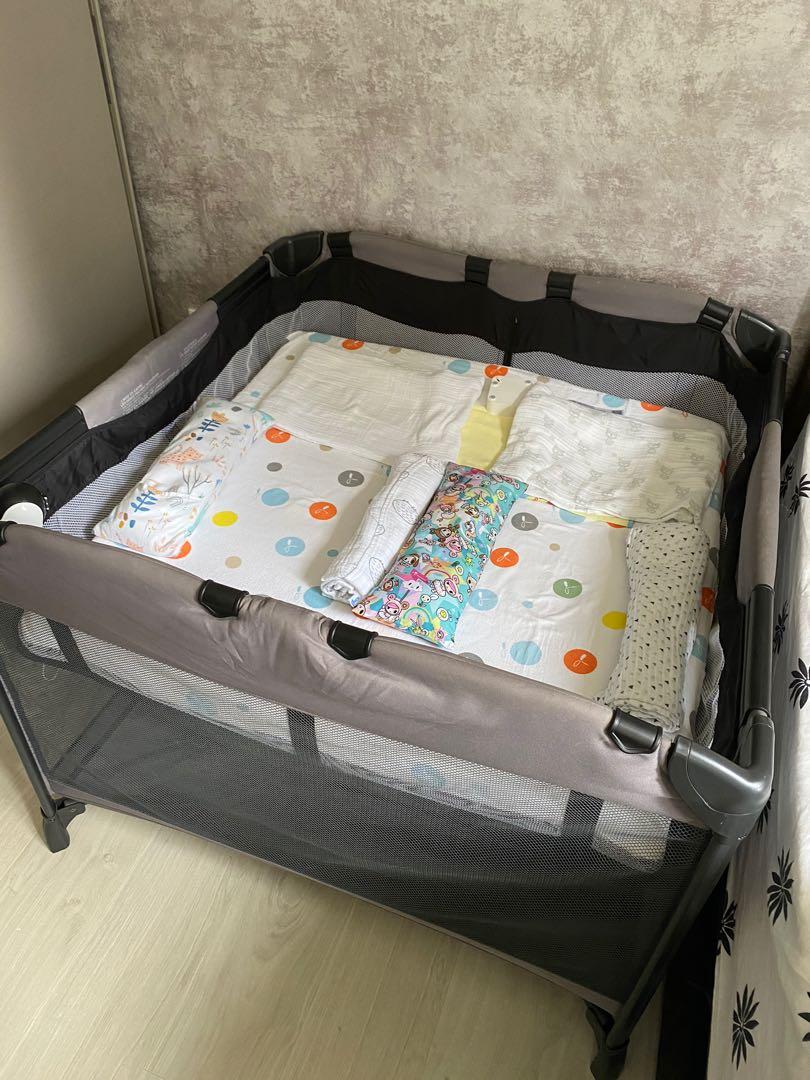 joovy room2 infant playard