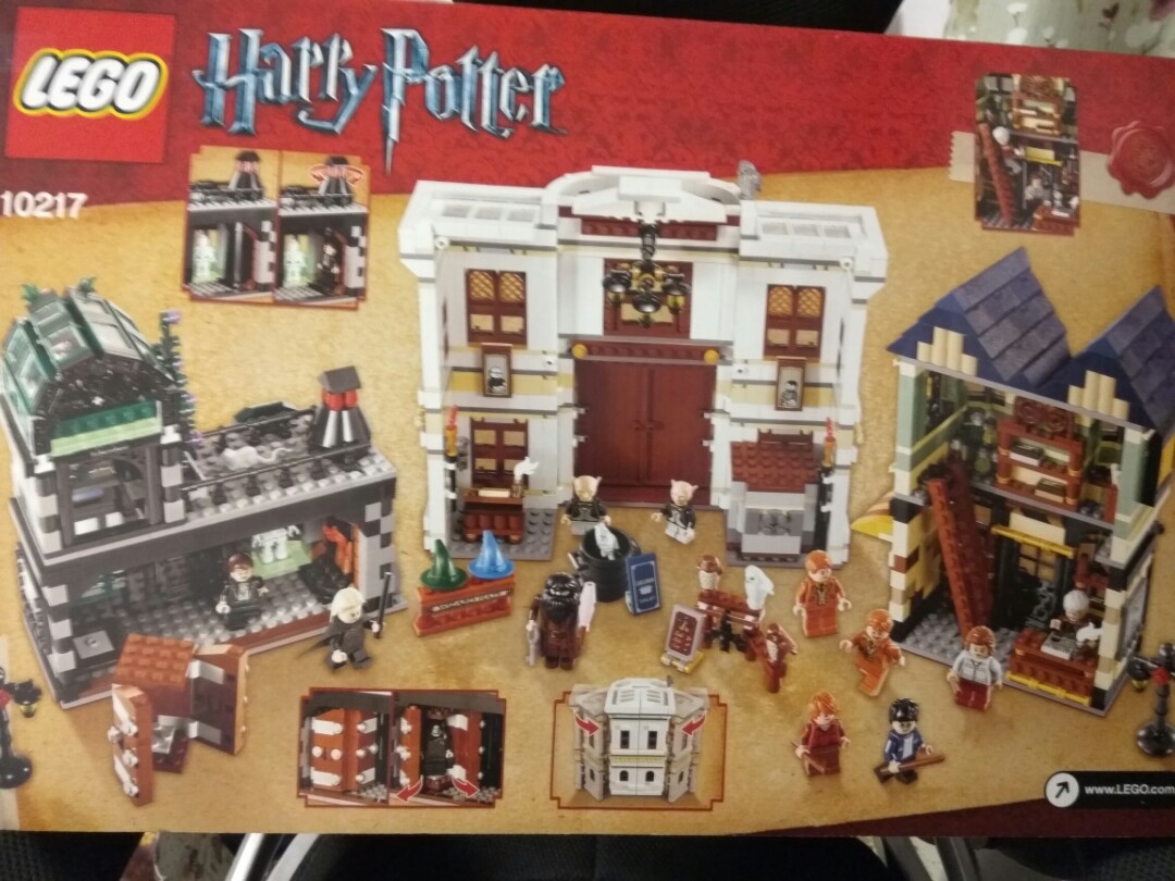 Lego Diagon Alley 10217, Hobbies & Toys, Toys & Games on Carousell