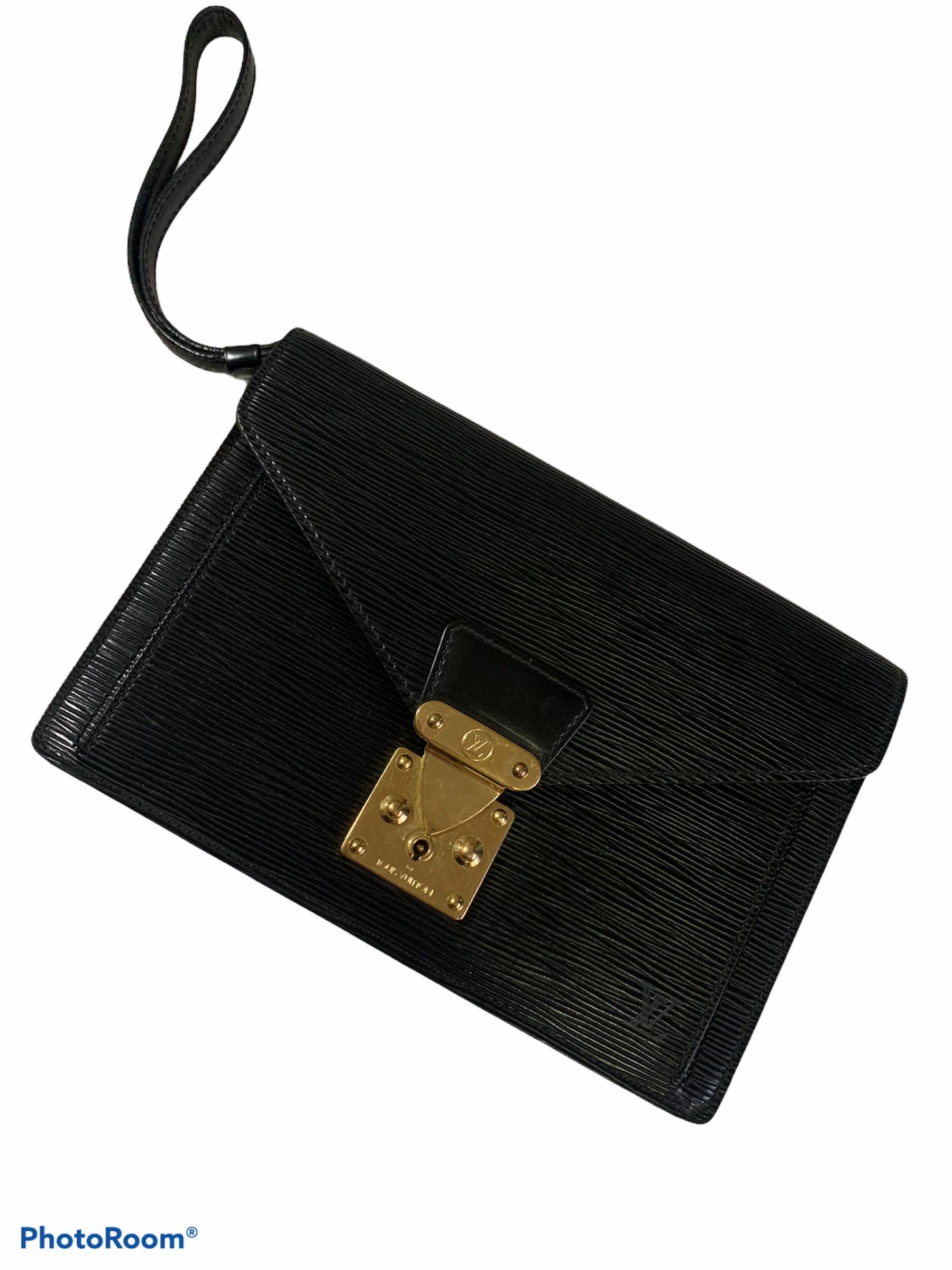 Louis Vuitton (LV) Epi Clutch bag (100% authentic), Luxury, Bags
